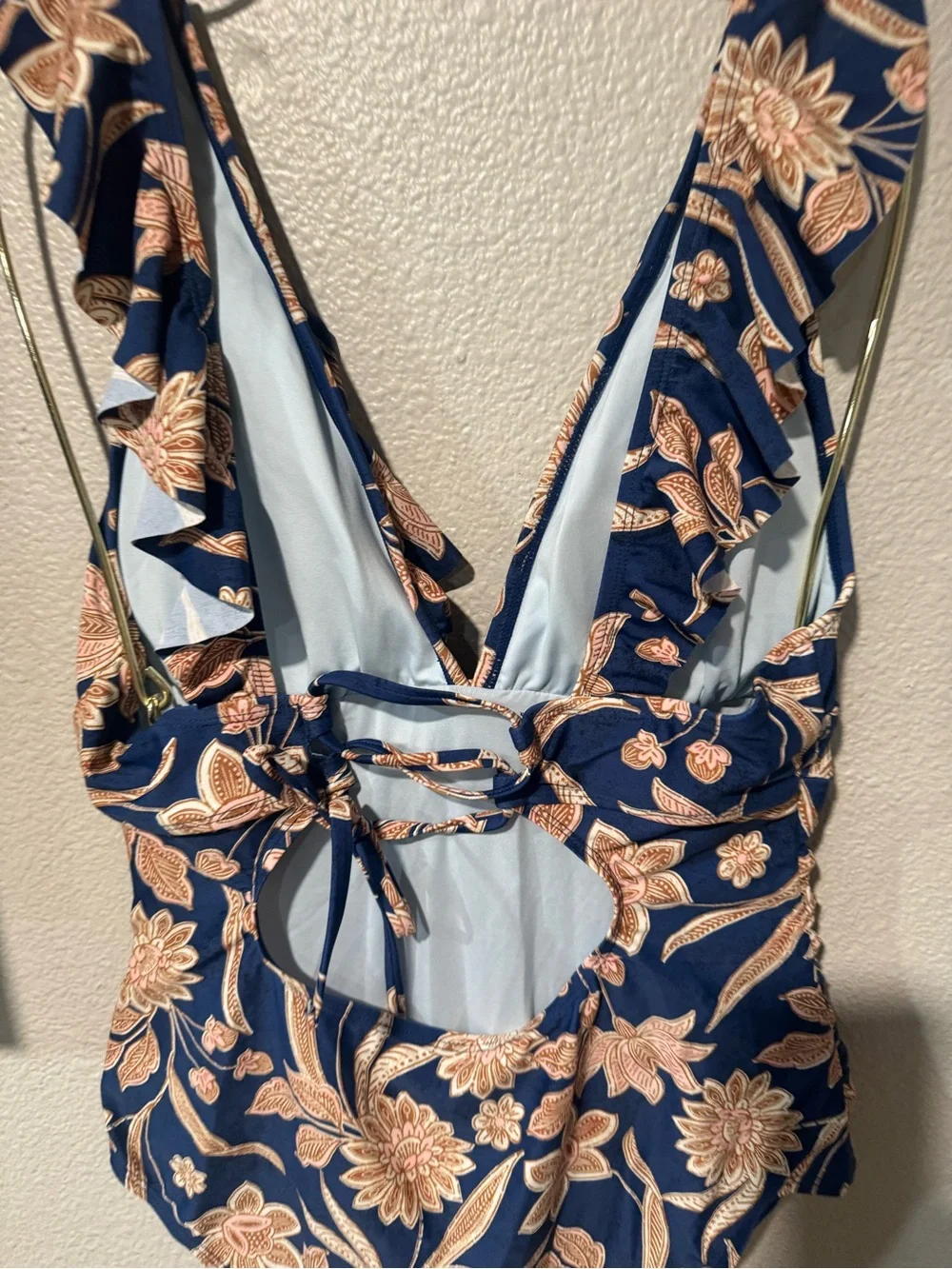 CUPSHE Women's floral Ruffled Lace Up One Piece Swimsuit size XL